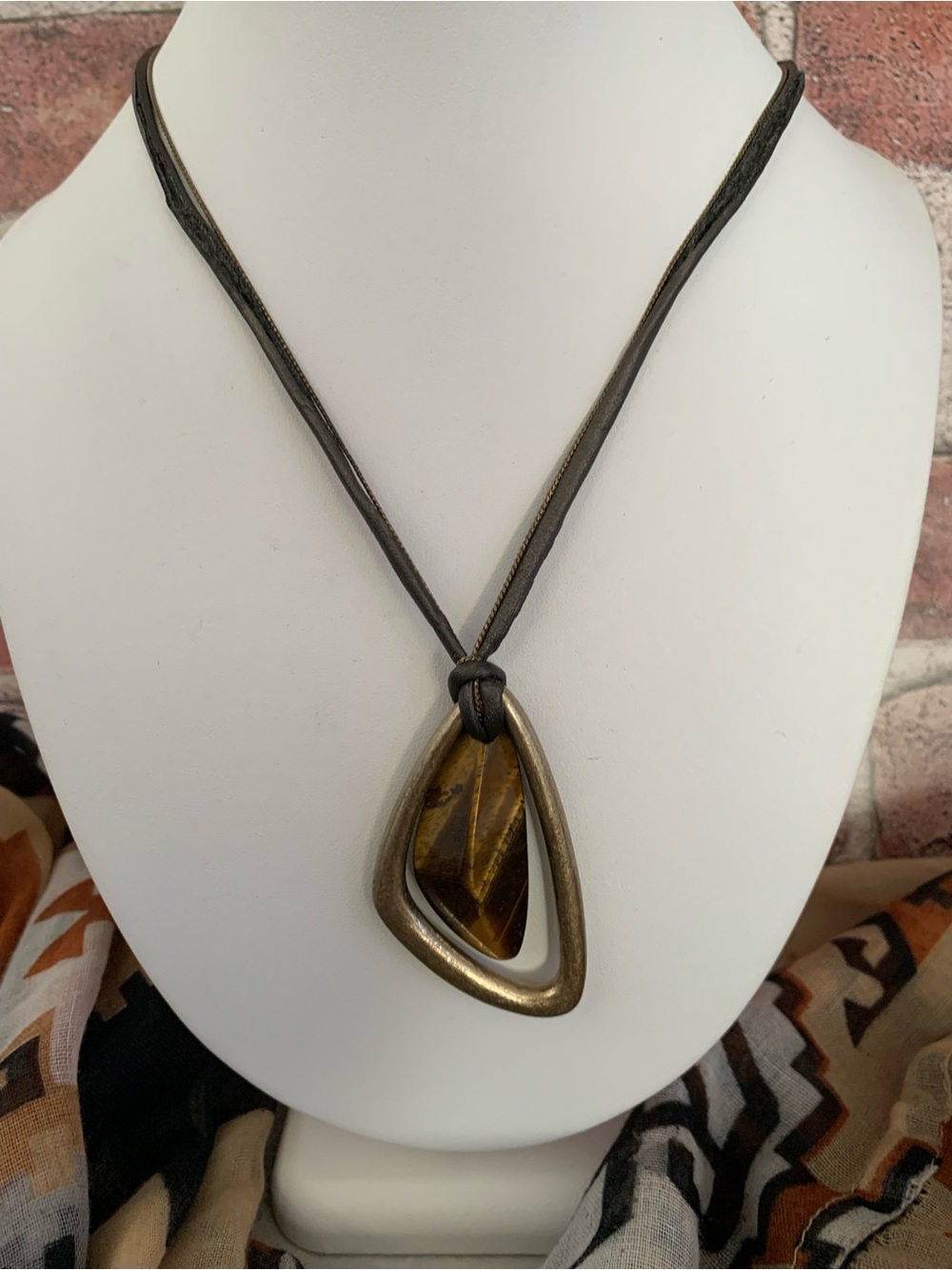 Kenneth Cole Tigers Eye Pendant Necklace